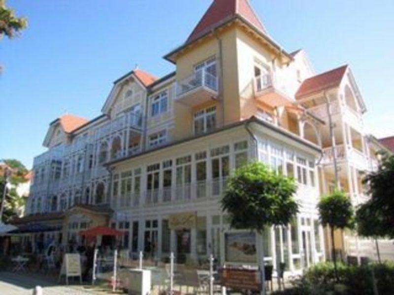 Appartmenthaus Duenenschloss Ostseebad Kühlungsborn 외부 사진